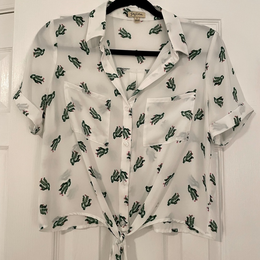 Tie Front sheer cactus shirt